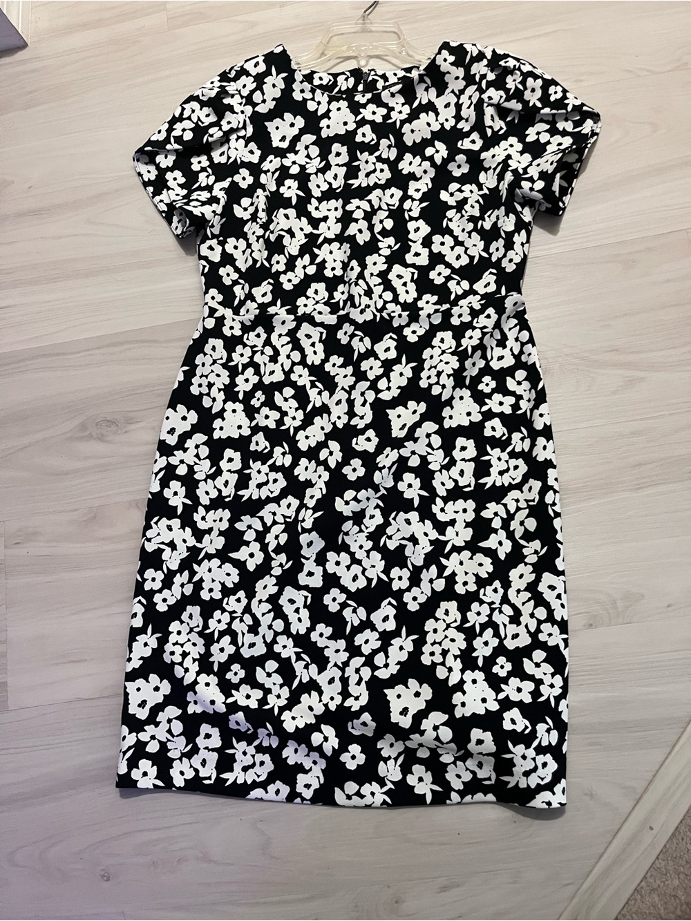 Ann Taylor Black and White Floral Midi Dress